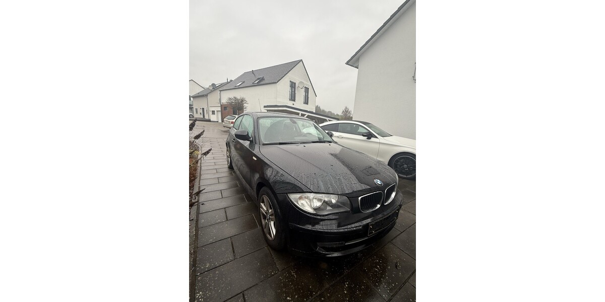 BMW 1er 240.000 km 2.150 &euro; Föhren 54343