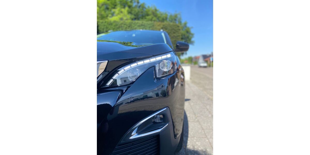 Peugeot 3008 123.833 km 11.000 &euro; Geilenkirchen 52511