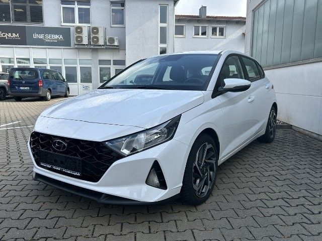 Hyundai i20 23.500 km 16.490 &euro; Hirschaid 96114