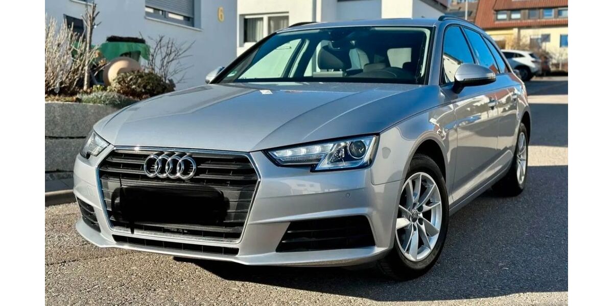 Audi A4 143.000 km 12.900 &euro; Stuttgart 70192