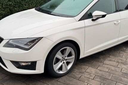 Seat Leon 112.526 km 8.900 € Marktoberdorf 87616