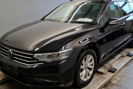 VW Passat Variant 129.752 km 13.690 &euro; Nabburg 92507