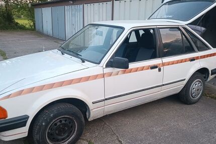 Ford Escort 90.000 km 2.500 &euro; Meißen 01662
