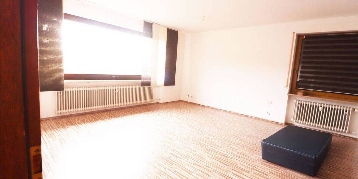 Etagenwohnung Greding - 9 Zimmer, 241 m&sup2;, 450.000&euro; | Angebot:25745121
