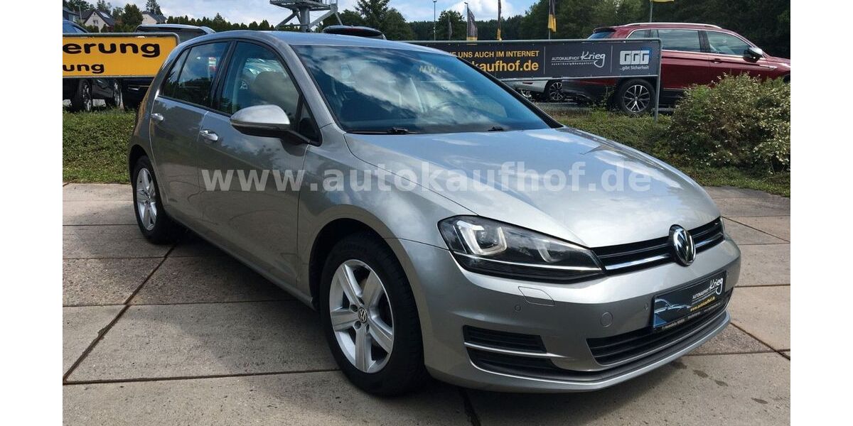 VW Golf 64.085 km 11.990 &euro; Neuensalz - Mechelgrün 08541