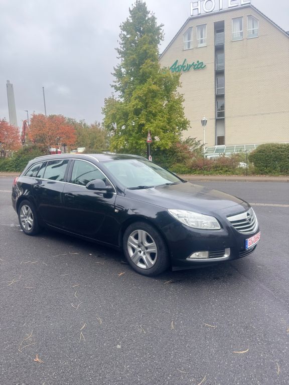 Opel Insignia 212.092 km 3.700 € Göttingen 37075