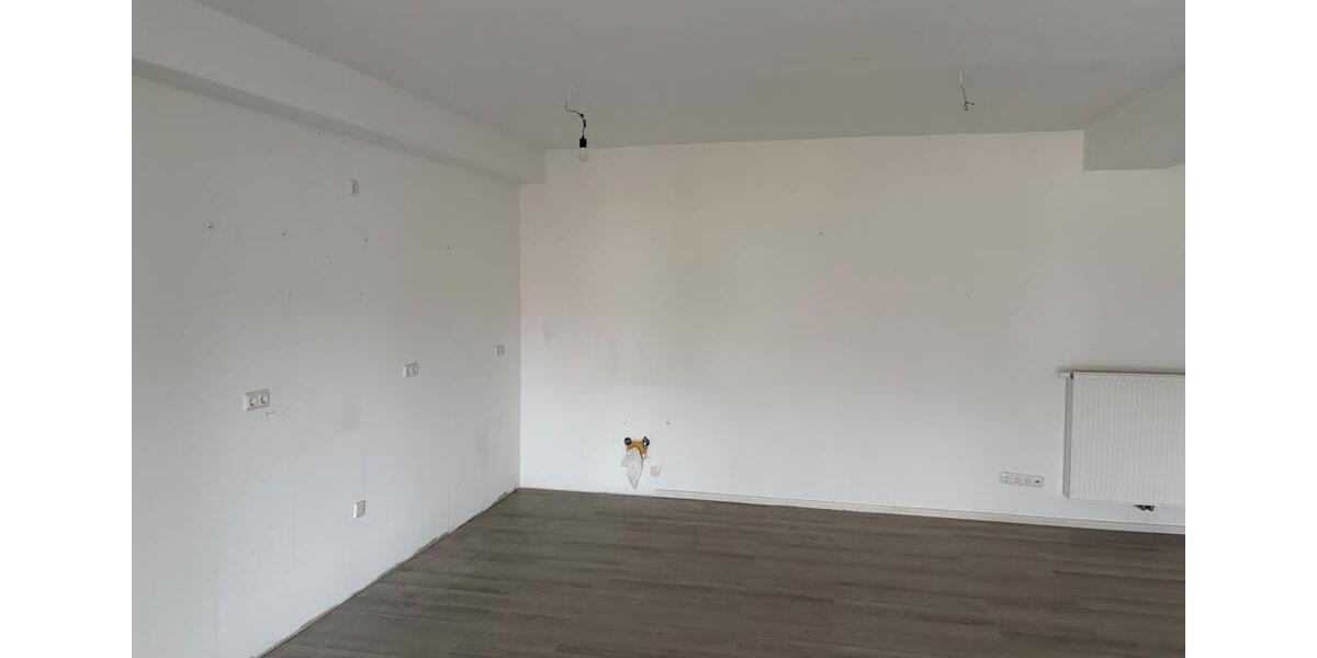 Etagenwohnung Osterhofen - 4 Zimmer, 124 m&sup2;, 1.054&euro; | Angebot:24867792