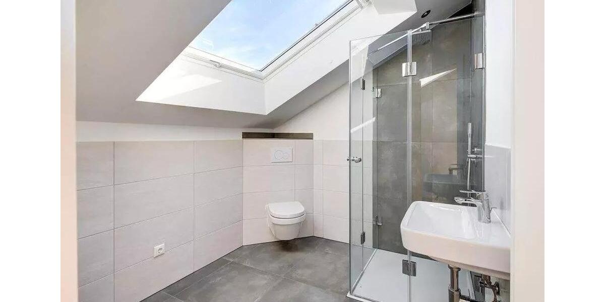 Doppelhaushälfte Burghausen - 5 Zimmer, 150 m&sup2;, 1.550&euro; | Angebot:25400312