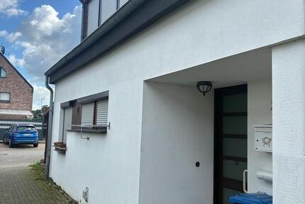 Erstbezug n. Sanierung: EFH + Garten & 2 opt. Garagen MG Rönneter 6 zimmer