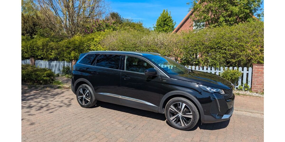 Peugeot 5008 59.500 km 25.900 &euro; Scharnebeck 21379