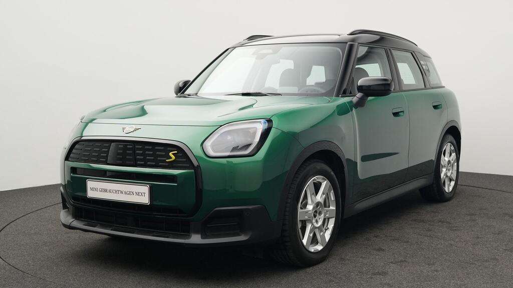 Mini Countryman SE All4 10.963 km 37.491 &euro; München 80788