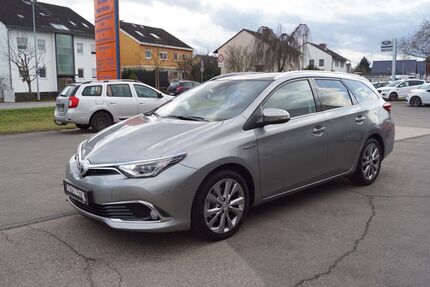 Toyota Auris 96.052 km 16.850 &euro; Ingelheim 55218