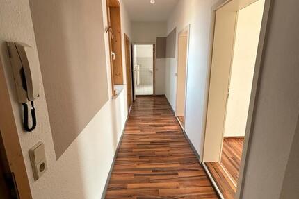 Helle 2-RaumWohnung mit Ausblick – zentral und ruhig in Schleiz