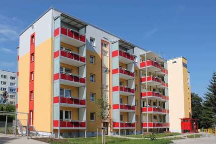 Wohnung zum Mieten in Gera 186,77 € 25.94 m² 1 zimmer