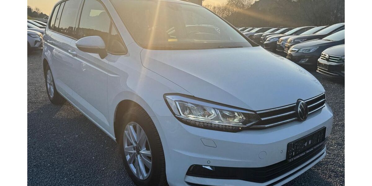 VW Touran 139.753 km 16.285 &euro; Boxberg 97944