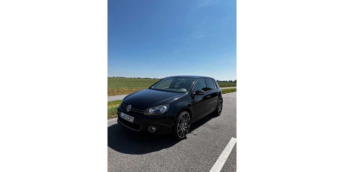 VW Golf 115.000 km 7.999 &euro; Borna 04552