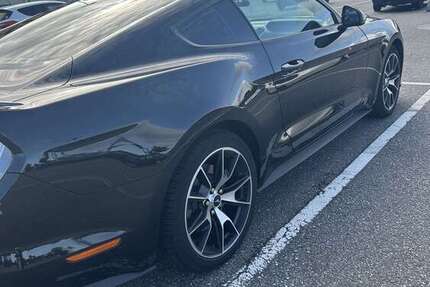 Ford Mustang 44.117 km 33.000 &euro; Hamburg, Freie und Hansestadt 22111