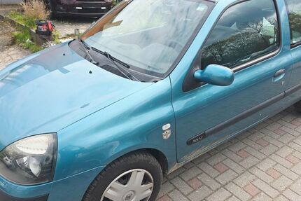 Renault Clio 105.000 km 1.790 &euro; Chemnitz 09114