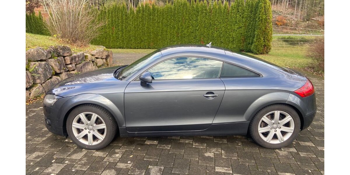Audi TT 220.000 km 5.500 € München 81541