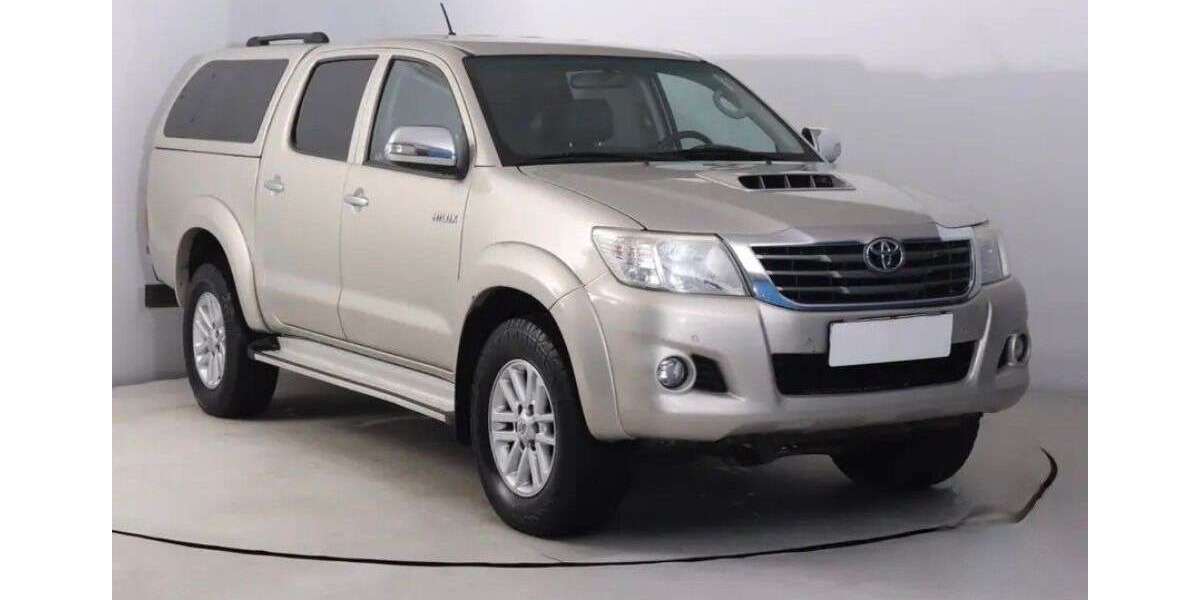 Toyota Hilux 216.000 km 15.999 &euro; Berlin 10623