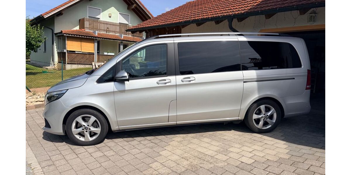 Mercedes-Benz V 220 42.000 km 45.900 &euro; Roßbach 94439