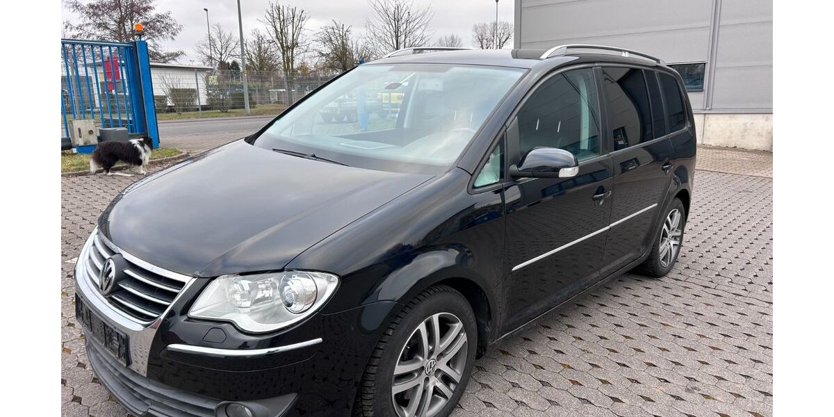 VW Touran 291.145 km 2.950 &euro; Koblenz 56077