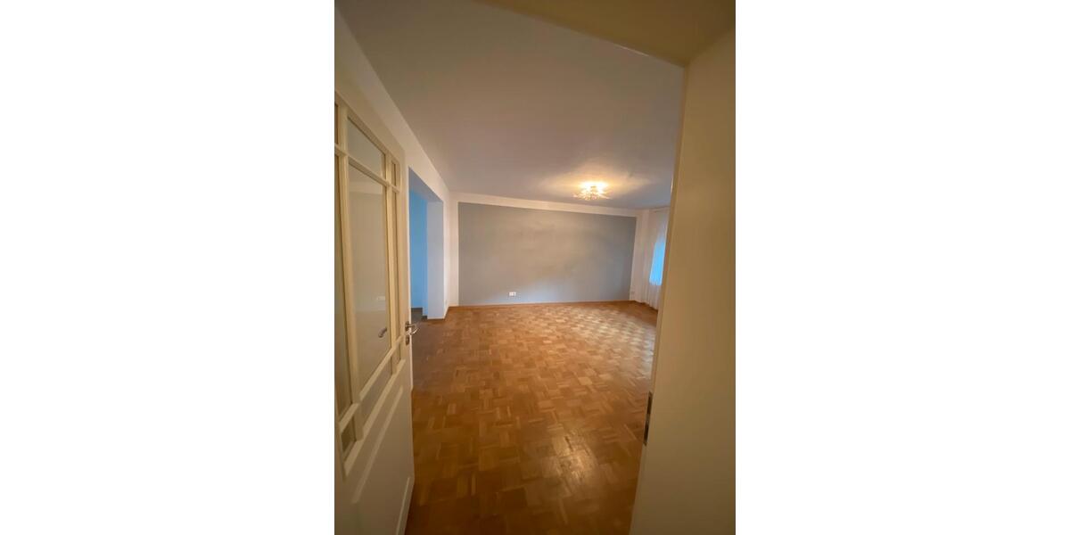 Sonnige 3 Zimmerwohnung in zentraler Lage 3 zimmer