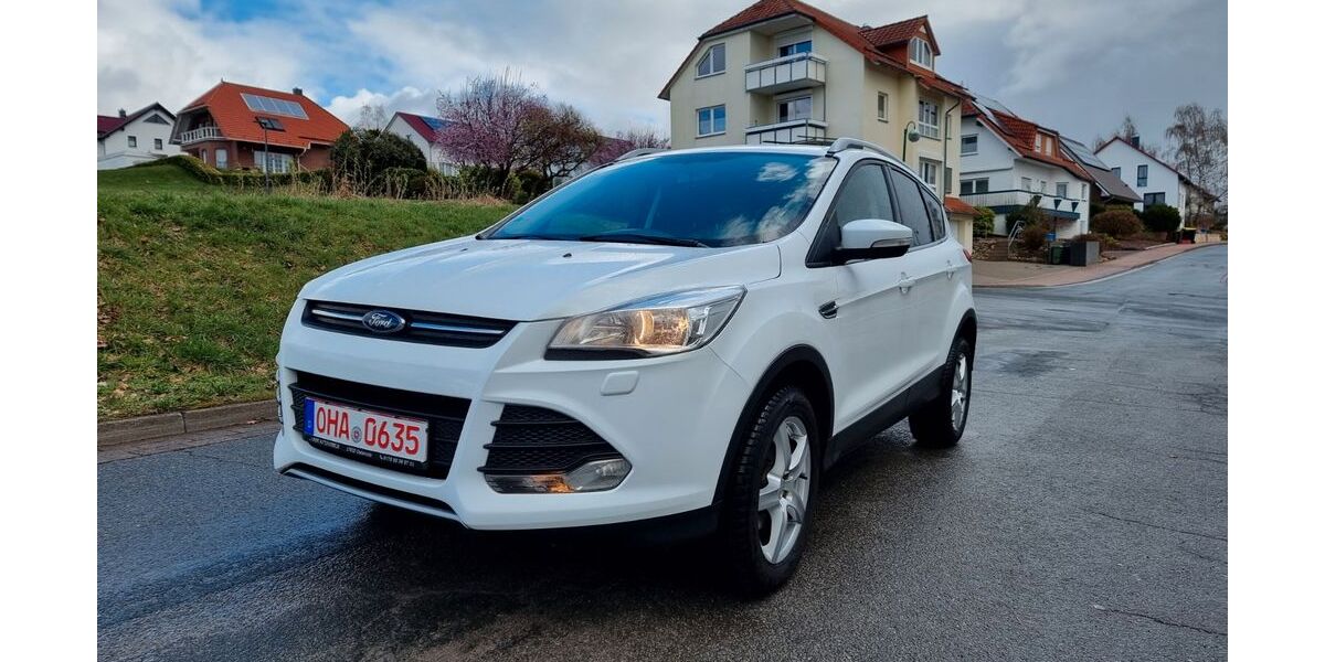 Ford Kuga 58.000 km 9.900 &euro; Osterode 37520