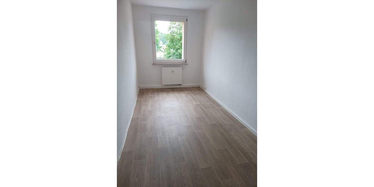 Etagenwohnung Thum - 4 Zimmer, 70 m&sup2;, 470&euro; | Angebot:25729824