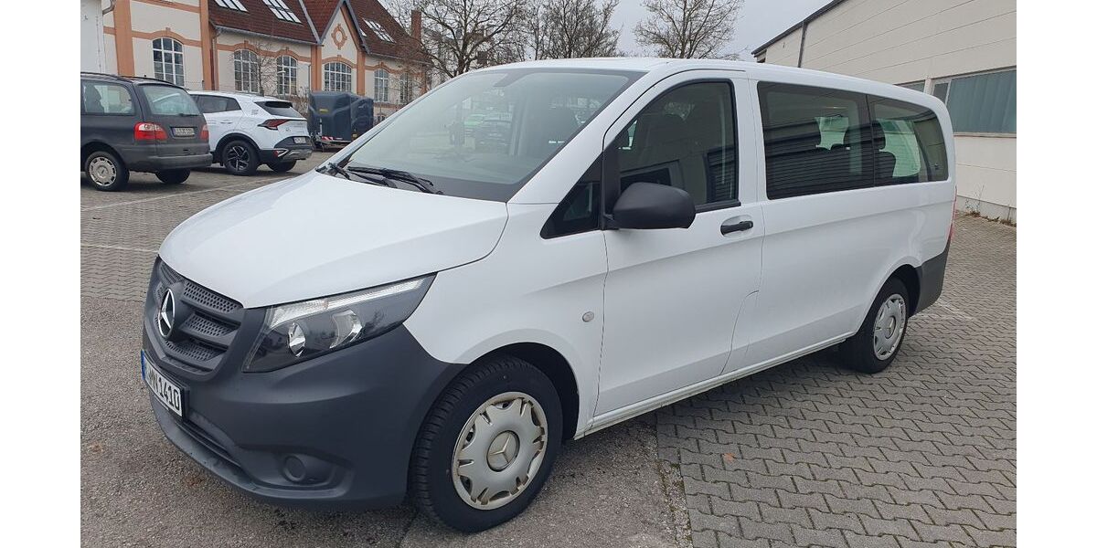 Mercedes-Benz Vito 92.000 km 22.900 &euro; München 81825