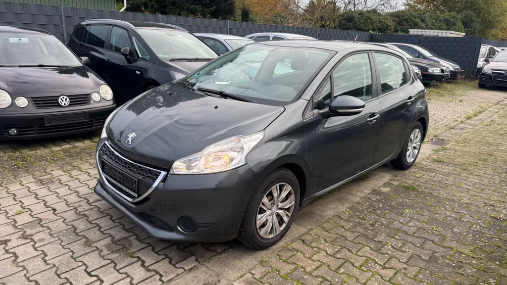Peugeot 208 178.000 km 2.950 &euro; Nordhorn 48529