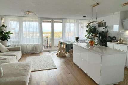 Wohnung zum Kaufen in Sindelfingen 379.000 € 108.5 m² 4 zimmer