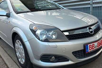 Opel Astra 136.000 km 2.660 € Holzgerlingen 71088