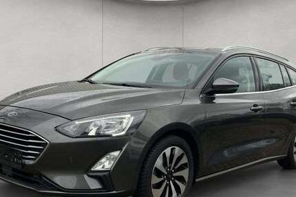 Ford Focus 53.450 km 17.990 &euro; Düsseldorf 40549
