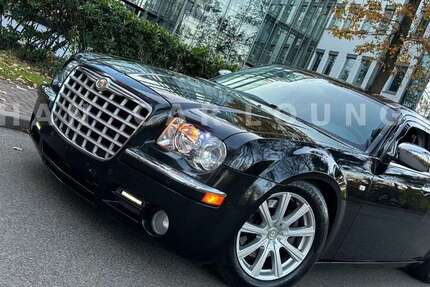 Chrysler 300C 250.000 km 6.900 € Nürnberg 90431