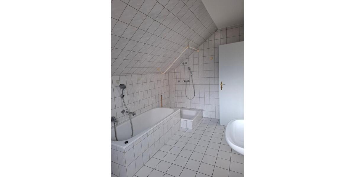 Einfamilienhaus Ramstein-Miesenbach Miesenbach - 7 Zimmer, 200 m&sup2;, 399.000&euro; | Angebot:25378151