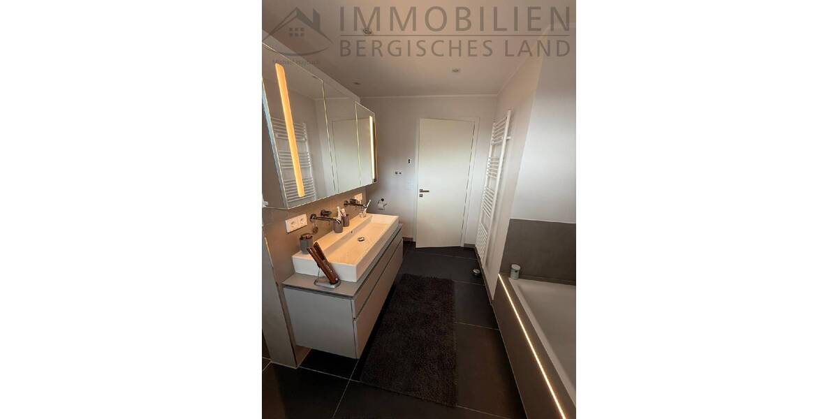 ++EXCLUSIVER WOHNTRAUM IN RUHIGER LAGE++ 5 zimmer