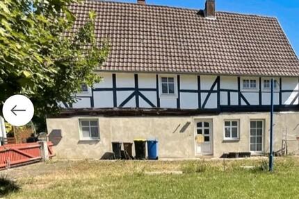 Haus Eschwege - 6 Zimmer, 150 m&sup2;, 125.000&euro; | Angebot:25810352