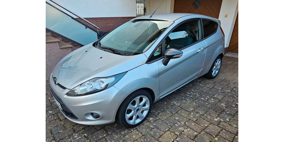 Ford Fiesta 102.062 km 5.150 &euro; Koblenz 56072