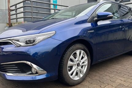 Toyota Auris 110.263 km 14.980 &euro; Berlin 13353