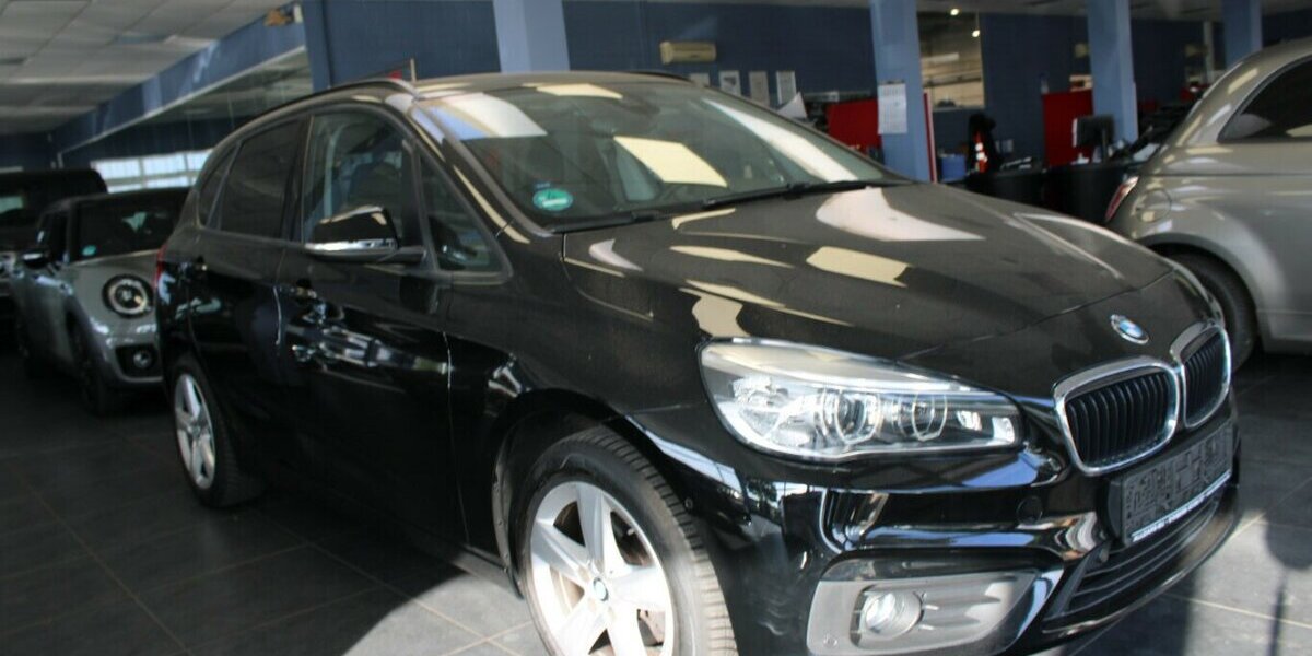 BMW 218 218i Active Tourer Sport 82.216 km 12.980 &euro; Euskirchen 53881