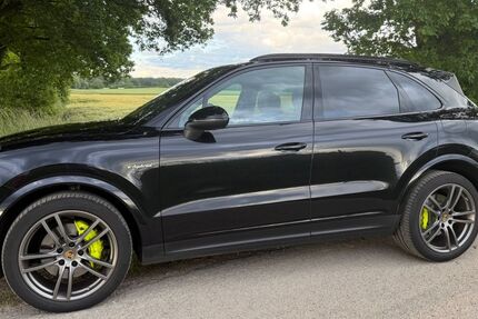Porsche Cayenne 82.500 km 57.000 &euro; Schmilau 23911