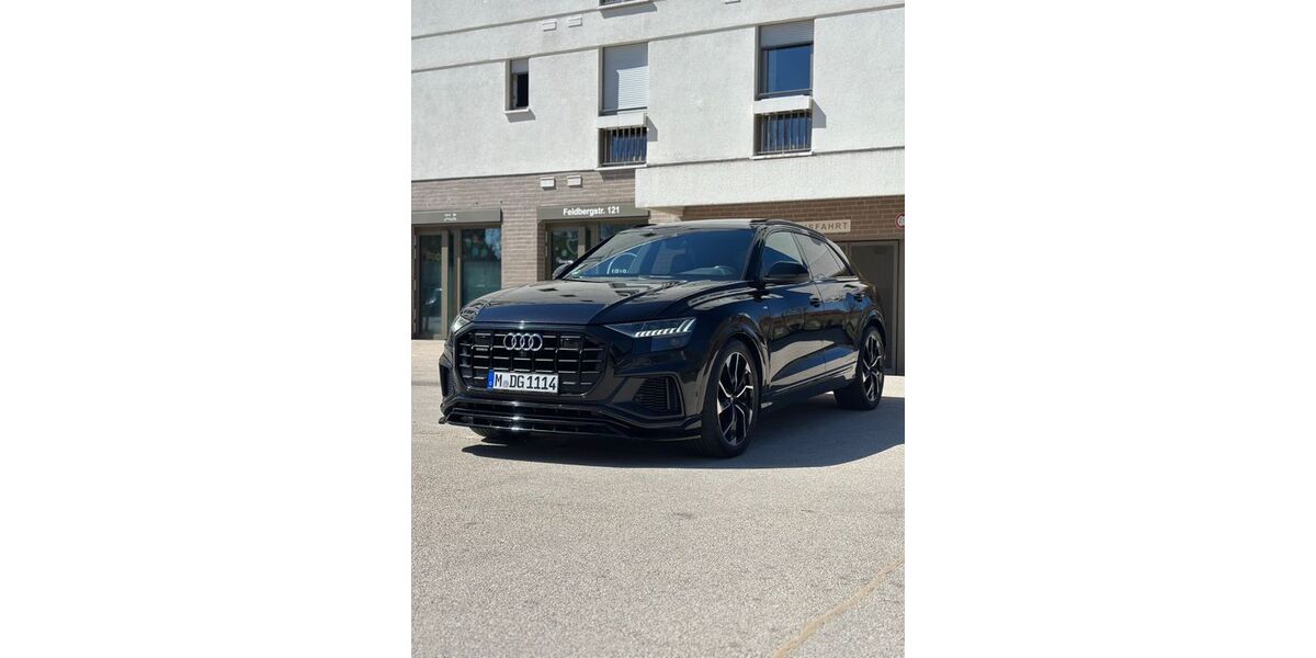Audi Q8 212.480 km 42.099 &euro; München 81825