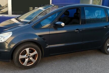 Ford S-Max 170.000 km 4.499 &euro; Berlin 13405