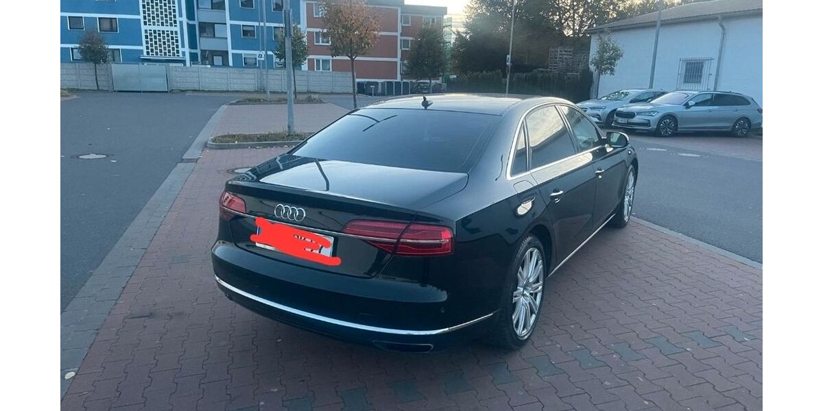 Audi A8 128.000 km 19.500 &euro; Hameln 31787