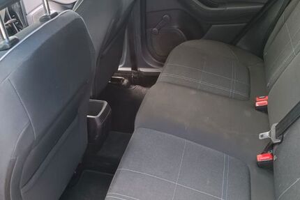 Ford Fiesta 125.000 km 6.500 &euro; Perasdorf 94366