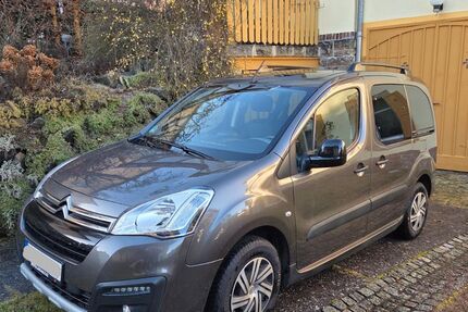 Citroen Berlingo 188.276 km 7.400 &euro; Dresden 01099