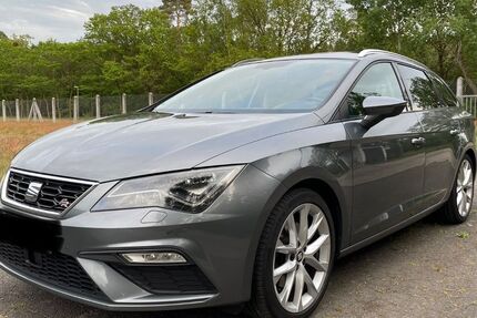 Seat Leon 144.000 km 12.499 &euro; Potsdam 14480
