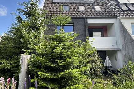 Haus zum Kaufen in Neu-Anspach 399.000 € 154 m² 6.5 zimmer