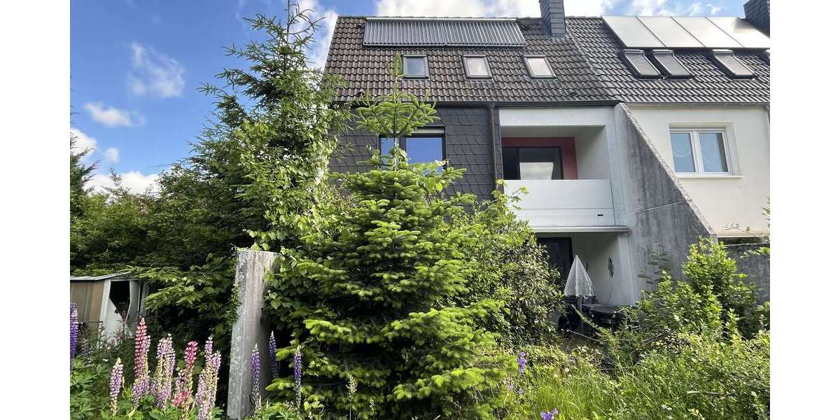 Haus zum Kaufen in Neu-Anspach 399.000 € 154 m² 6.5 zimmer